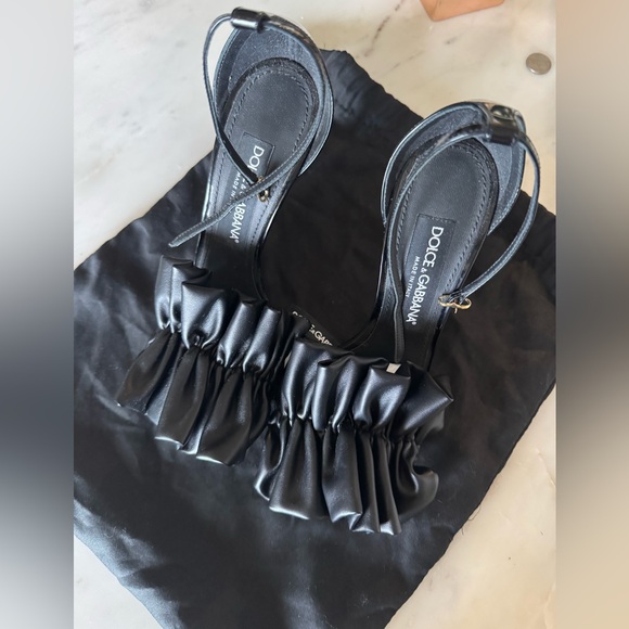 New Dolce and Gabbana heels. Worn once for a photoshoot - Picture 5 of 8